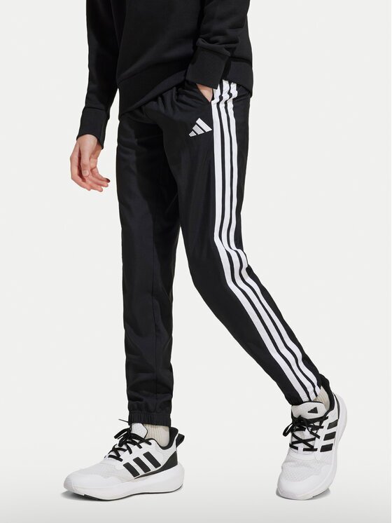 adidas Долнище анцуг Essentials Climacool JD6500 Черен Regular Fit