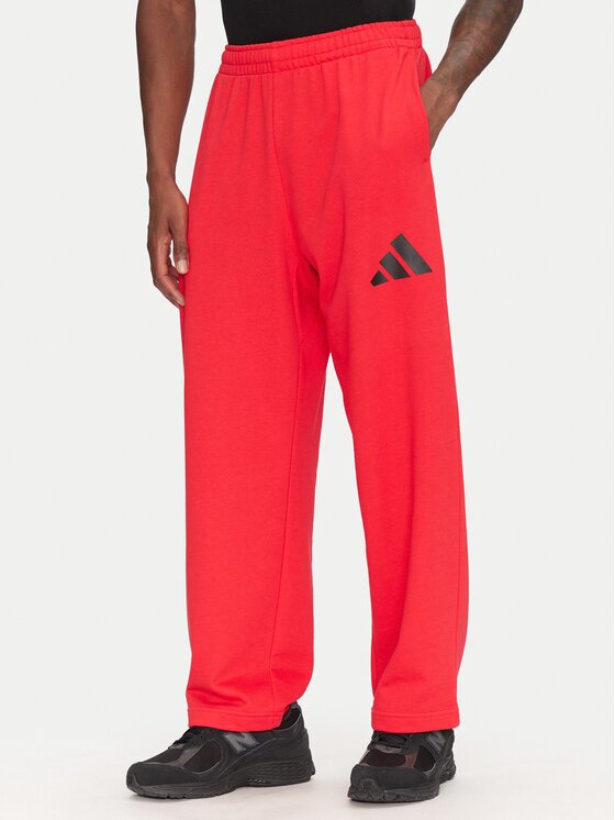 adidas Долнище анцуг Essentials JF3601 Червен Loose Fit