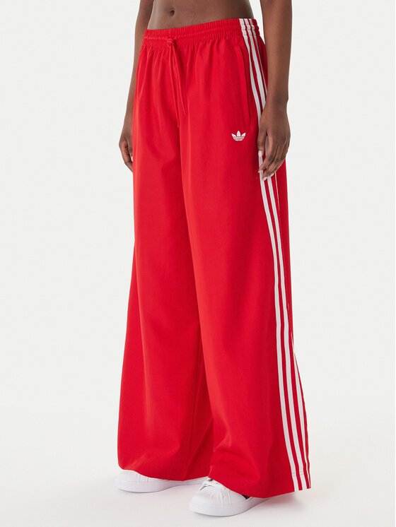 adidas Долнище анцуг Firebird Adilenium KD6299 Червен Regular Fit