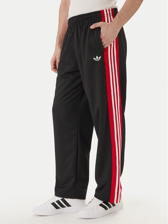 adidas Долнище анцуг KE0117 Черен Loose Fit