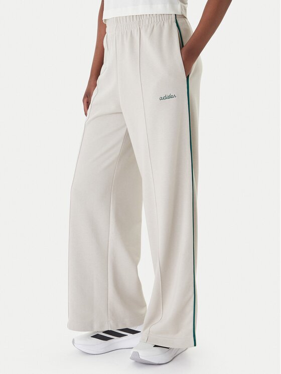 adidas Долнище анцуг Seasonal Essentials Colourpop JZ0192 Бежов Regular Fit