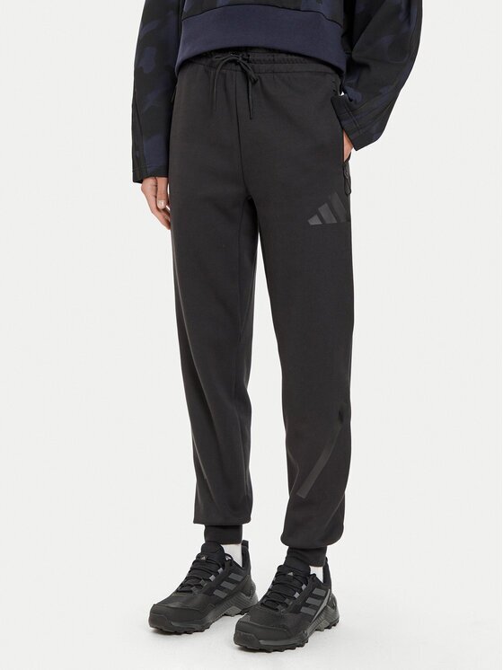 adidas Долнище анцуг Z.N.E. JE7842 Черен Regular Fit