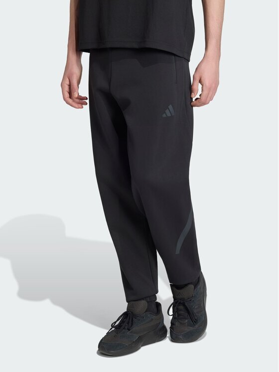 adidas Тишърт Z.N.E. KF3802 Regular Fit