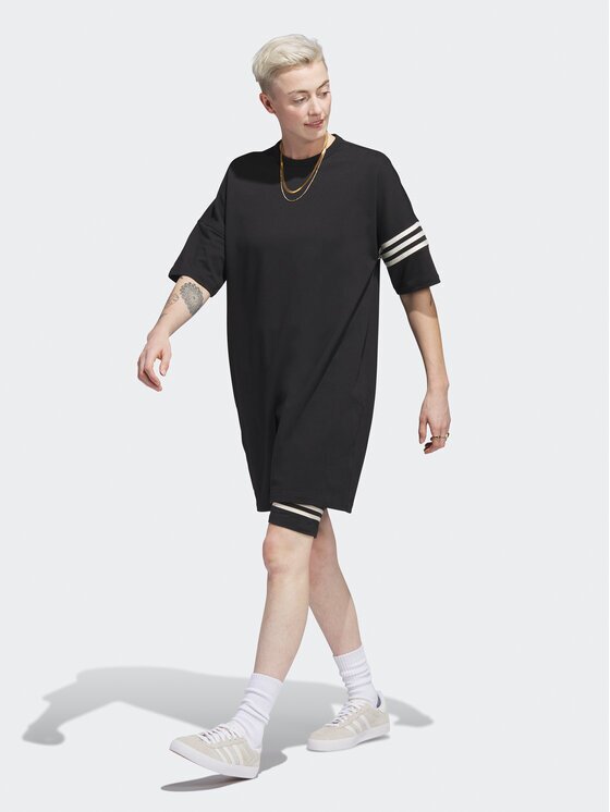adidas Ежедневна рокля adicolor Neuclassics IB7309 Loose Fit