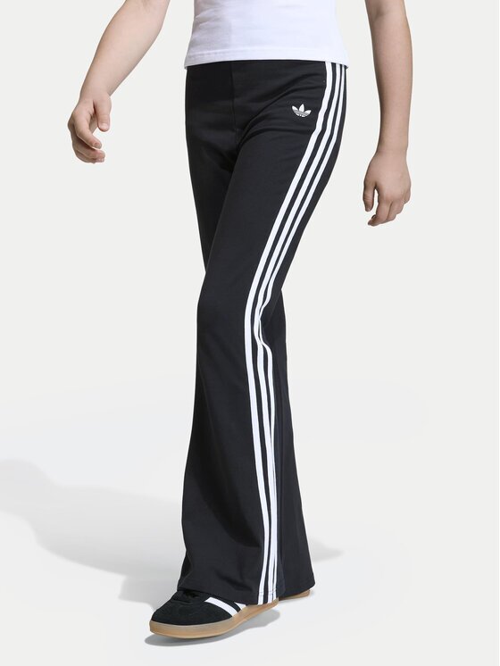 adidas Клин 3-Stripes KC8645 Черен Slim Fit