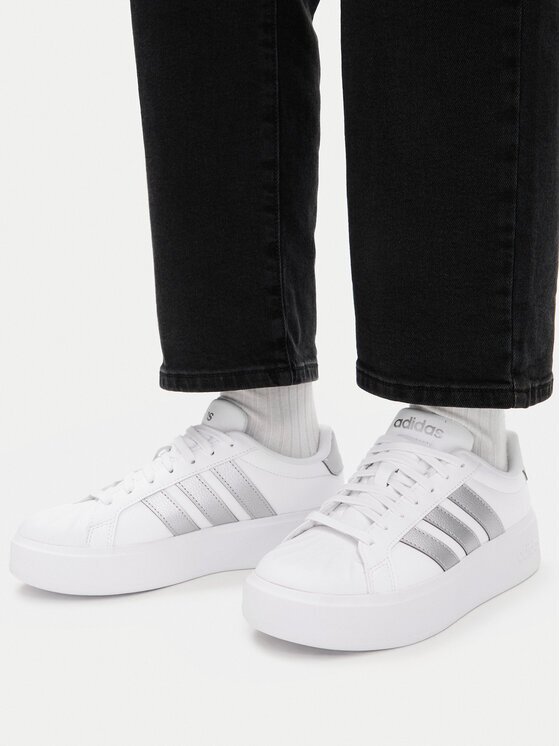 adidas Сникърси Streettalk Bold KJ3857 Бял