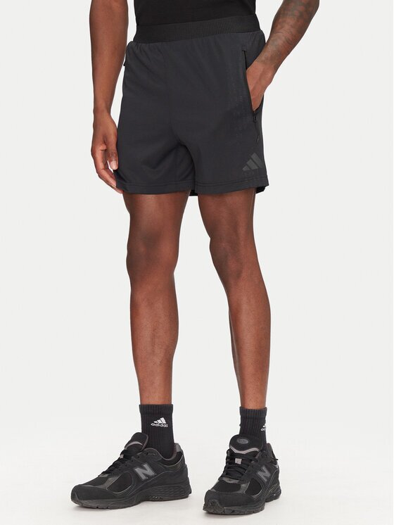 adidas Спортни шорти Airchill JI8193 Черен Slim Fit