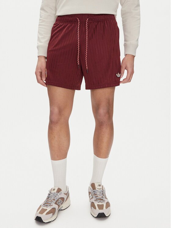 adidas Спортни шорти FC Bayern Terrace JF0598 Червен Loose Fit