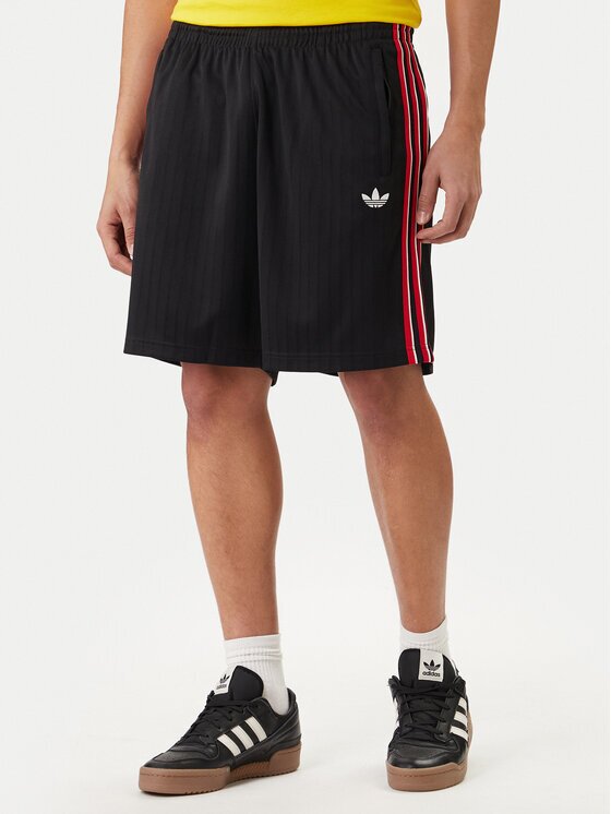 adidas Спортни шорти Firebird Engineered Stripes KS5505 Черен Regular Fit