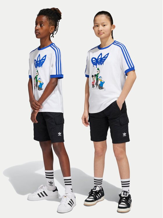 adidas Спортни шорти IW3501 Черен Regular Fit