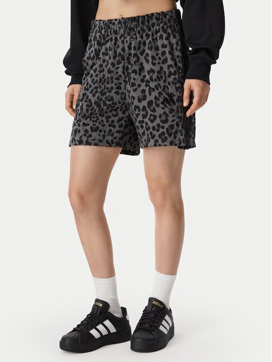 adidas Спортни шорти Seasonal Essentials Animal Print KS7994 Regular Fit
