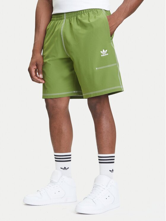adidas Спортни шорти Trefoil Essentials KA8540 Зелен Loose Fit