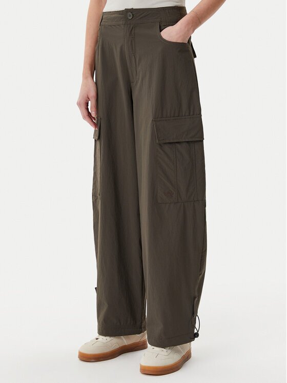 adidas Текстилни панталони Premium Essentials JD4785 Loose Fit