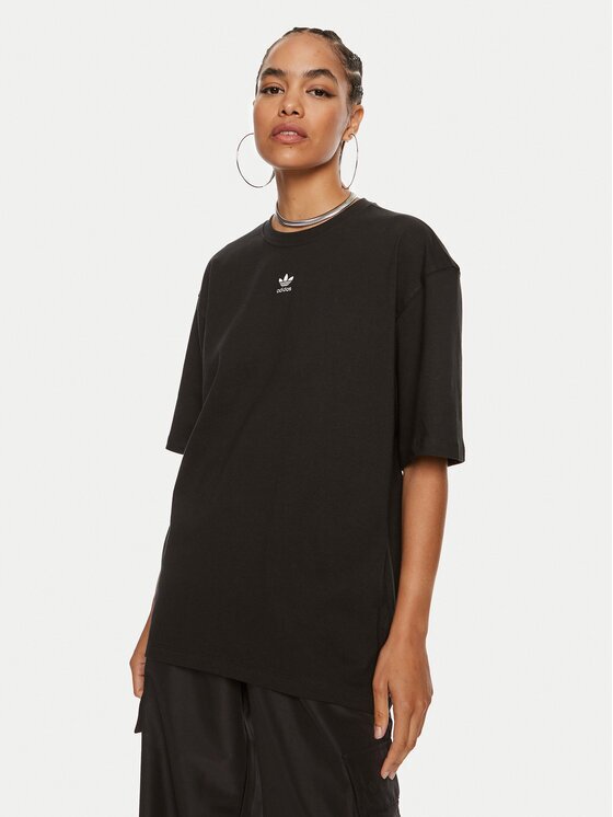 adidas Тишърт Essentials Boyfriend IY7321 Oversize