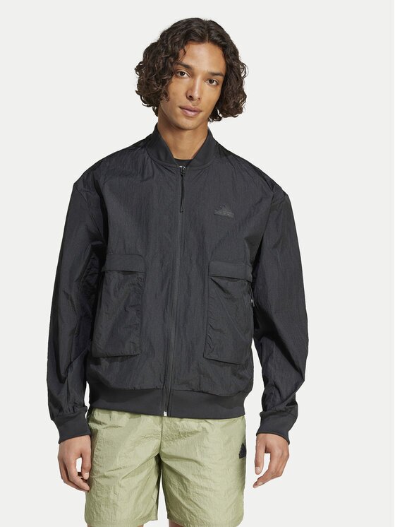 adidas Яке бомбър City Escape IY1505 Черен Loose Fit