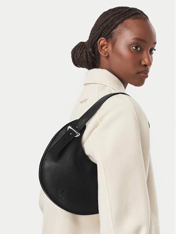 CALVIN KLEIN Дамска чанта Asym Buckle Shoulder Bag LV04F3872G