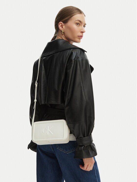 CALVIN KLEIN Дамска чанта Bold Ck Camera Bag LV04F3220G Бял
