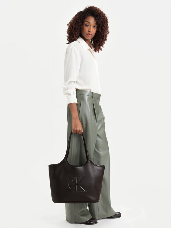CALVIN KLEIN Дамска чанта Bold Ck Shopper LV04F3562G Тъмнокафяв