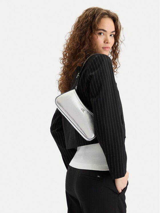 CALVIN KLEIN Дамска чанта Ck Metallic Small Shoulder Bag LV04F3304G Сребрист