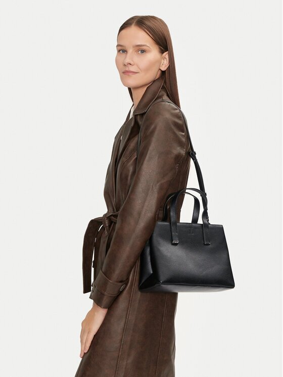CALVIN KLEIN Дамска чанта Ck Plaque Small Tote K60K612781 Черен