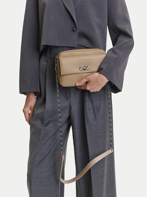 CALVIN KLEIN Дамска чанта Ck Pocket Camera Bag K60K613089