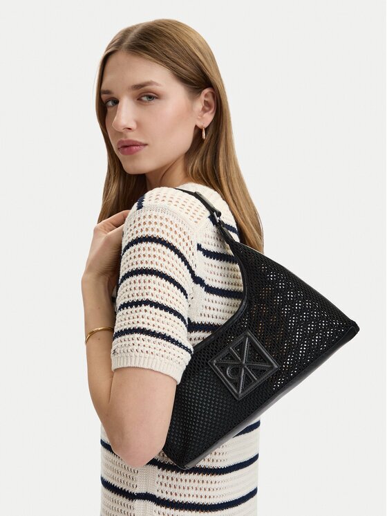 CALVIN KLEIN Дамска чанта Emblem Mesh Shoulder Bag LV04F3381G Черен