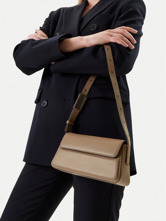 CALVIN KLEIN JEANS Дамска чанта Belted Small Shoulder Bag LV04K3110G