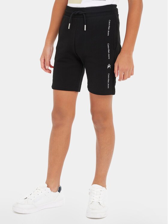 CALVIN KLEIN JEANS Спортни шорти Minimalistic IB0IB02061 Regular Fit
