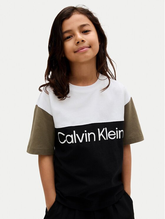 CALVIN KLEIN JEANS Тишърт Blocking IB0IB02528 D Черен Relaxed Fit