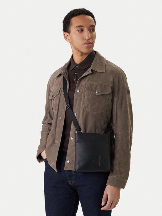 CALVIN KLEIN Мъжка чантичка Bold Ck Flatpack LV04D3344G Черен