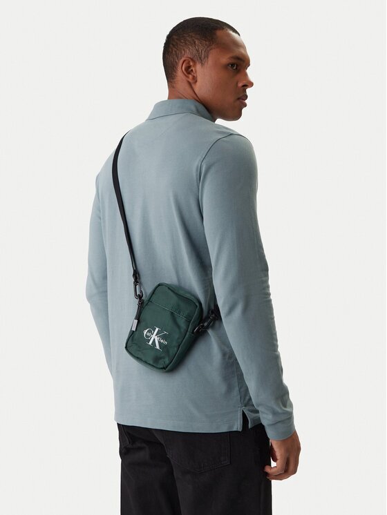 CALVIN KLEIN Мъжка чантичка Bold Logo Nylon Slim Reporter LV04D3231G Зелен