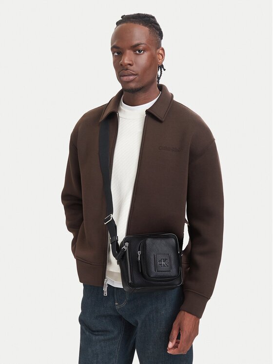 CALVIN KLEIN Мъжка чантичка Bold Pebble Square Crossbody LV04D3450G