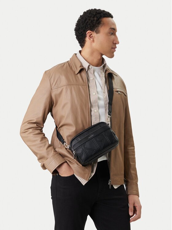 CALVIN KLEIN Мъжка чантичка Emblem Aop Emboss Camera Bag LV04D3330G Черен