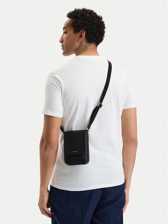 CALVIN KLEIN Мъжка чантичка Raised Phone Crossbody LV04D1226G Черен