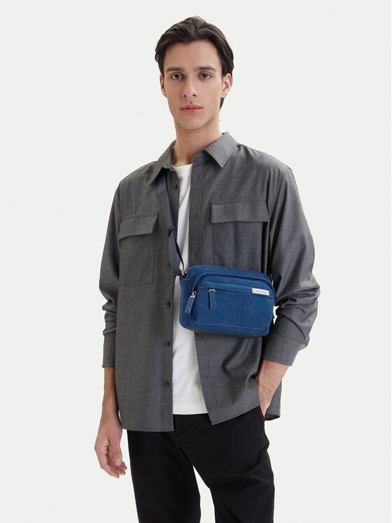 CALVIN KLEIN Мъжка чантичка Sleek Denim Utility Camera Bag LV04D3432G Син