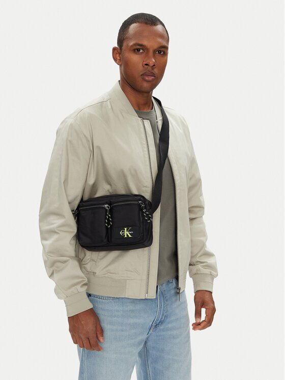 CALVIN KLEIN Мъжка чантичка Tech Utility Camera Bag LV04G3178G Черен