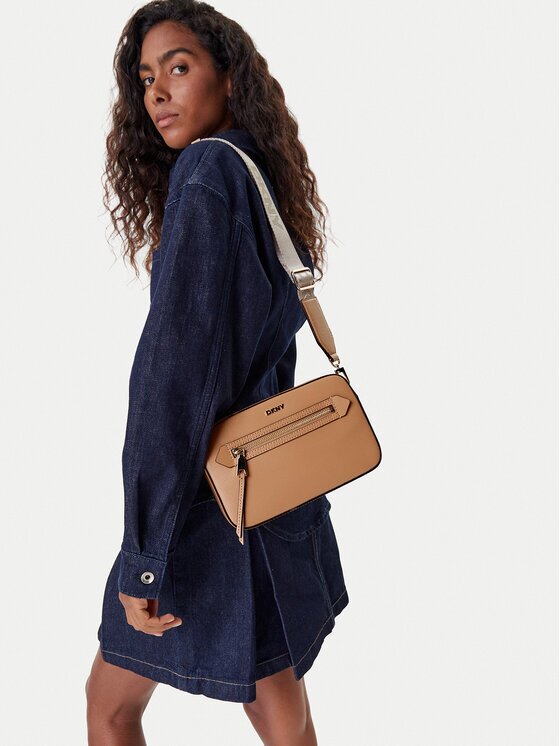 DKNY Дамска чанта R42E3E22