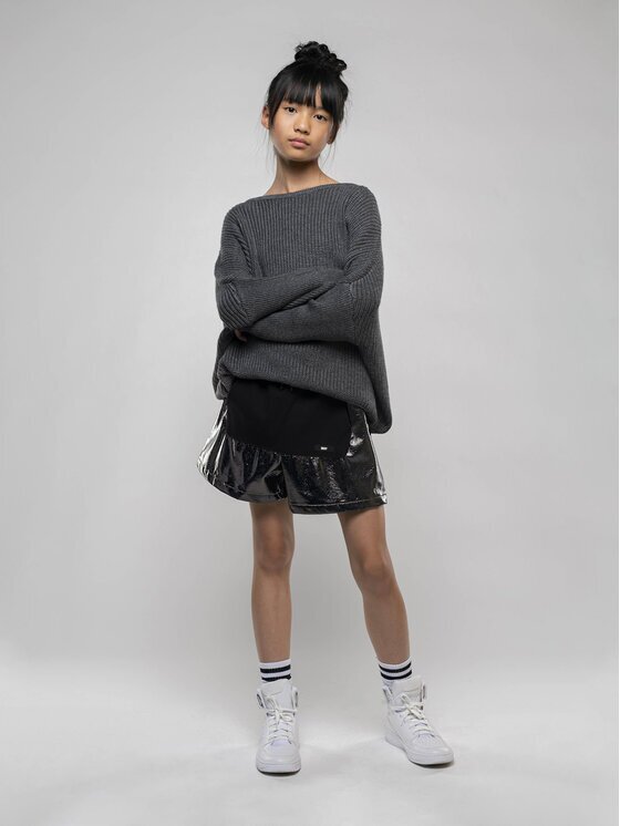 DKNY Шорти от плат D34B17 D Черен Regular Fit