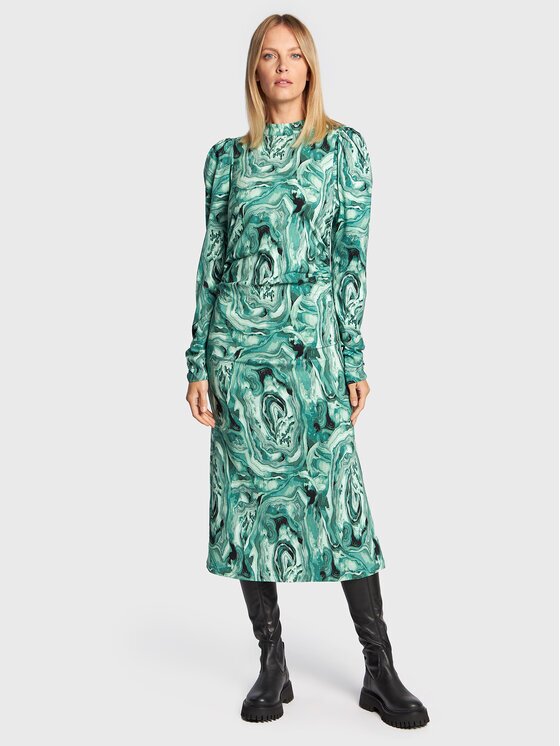 Gestuz Коктейлна рокля Ravagz 10906551 Slim Fit