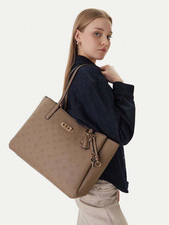 GUESS Дамска чанта Anise HWPD99 16230