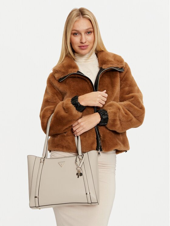 GUESS Дамска чанта HWVG94 93230