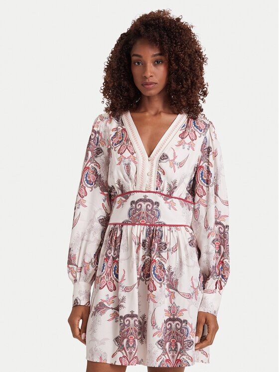 GUESS Ежедневна рокля W6YK24 W2936 Regular Fit