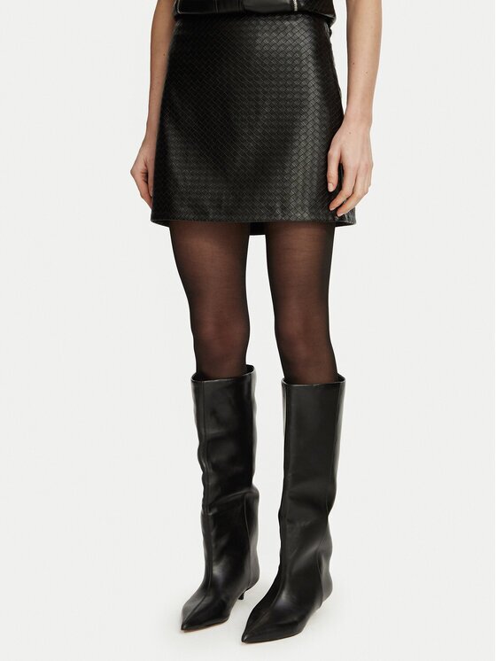 GUESS Пола от имитация на кожа W6BD06 W4056 Regular Fit