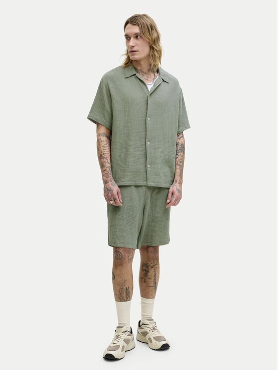 Jack & Jones Комплект от риза и текстилни шорти Nantucket 12302220 Relaxed Fit