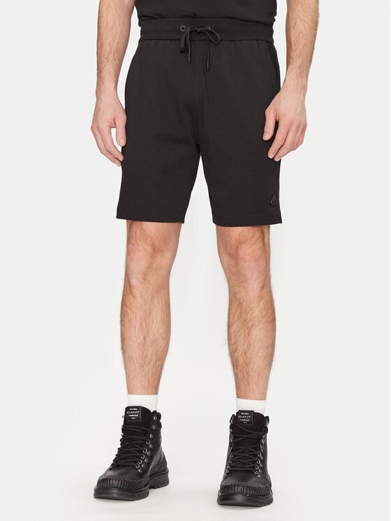Moose Knuckles Спортни шорти Dalon M15MR807 Regular Fit