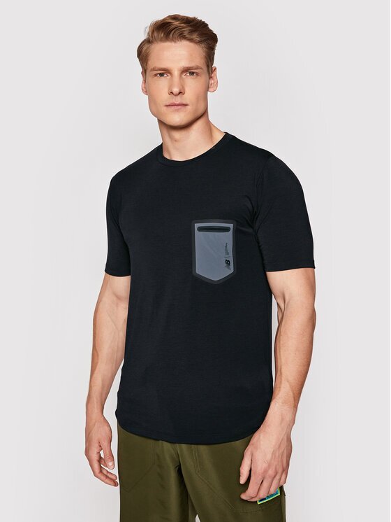 New Balance Тишърт MT03173 Regular Fit