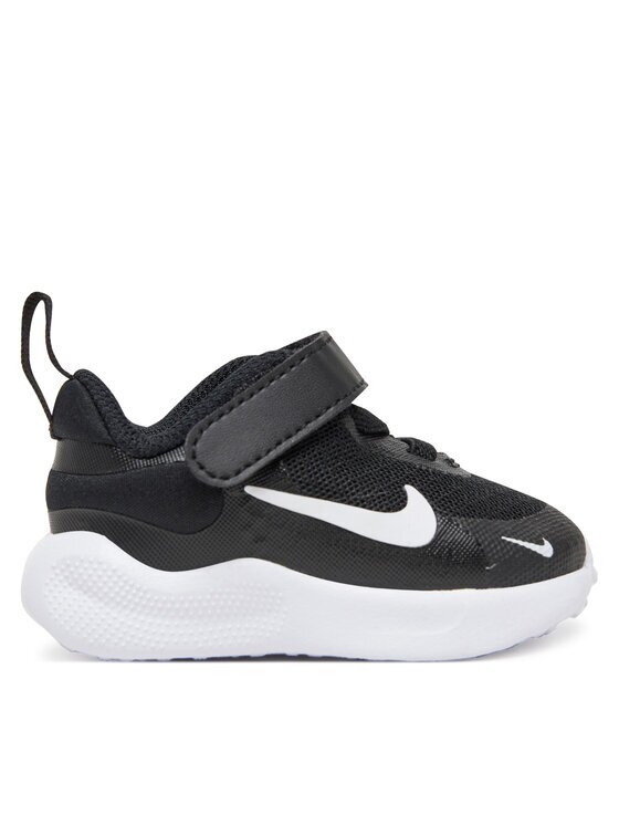 Nike Сникърси Revolution 7