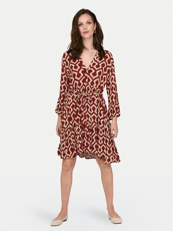 Only Ежедневна рокля Clemmentine 15320417 Regular Fit