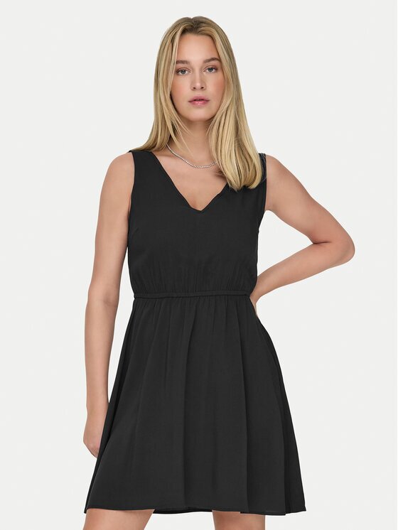 Only Коктейлна рокля Nova 15323196 Regular Fit