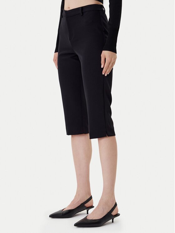 Only Панталони тип капри Gitta 15349571 Черен Slim Fit